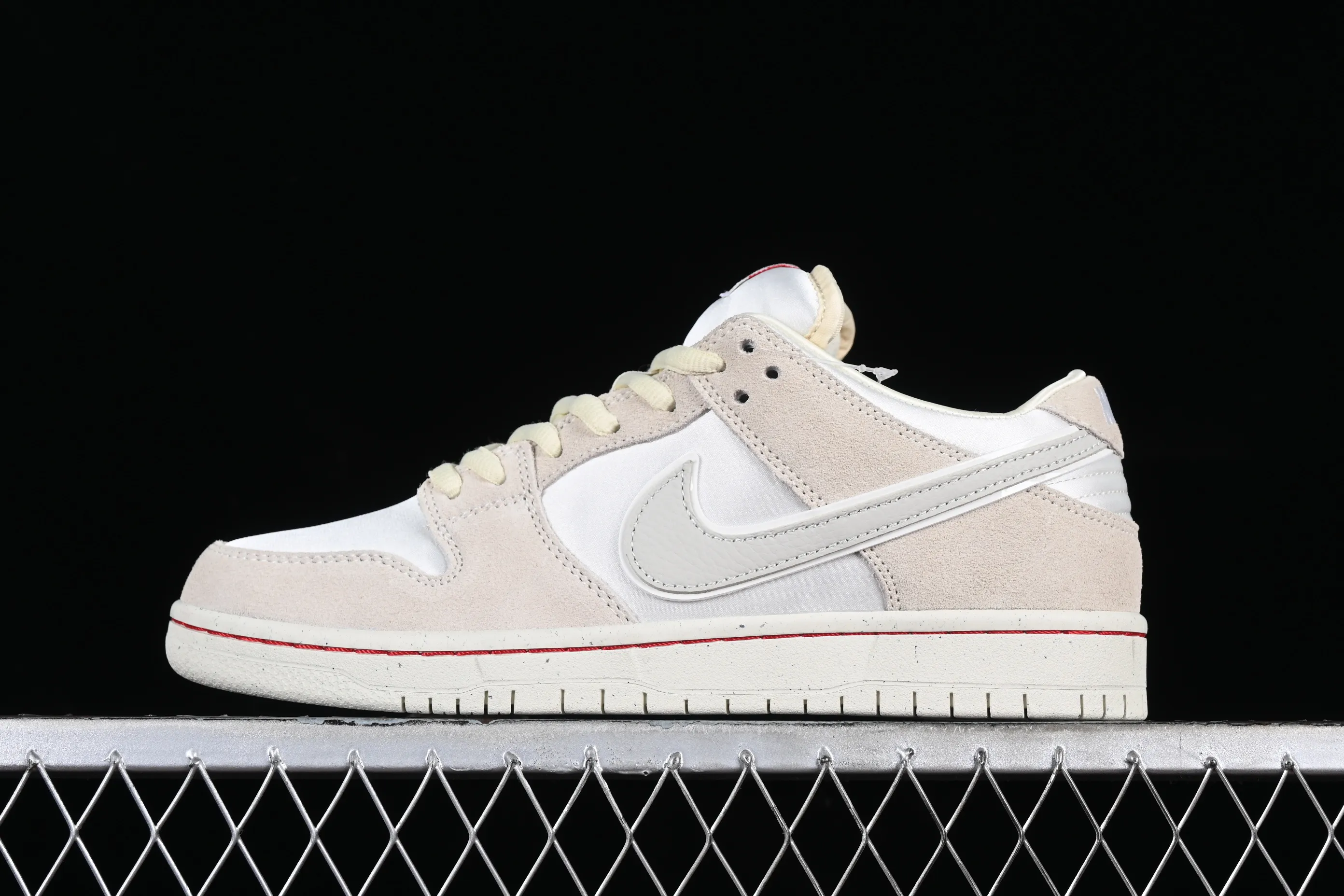All Categories Nk SB Dunk Series Nk SB Dunk Low Low-top Sneakers C Version Nk SB Dunk Low 2024 Valentine’s Day Theme SB Low-top Casual Sneakers FZ5654-100